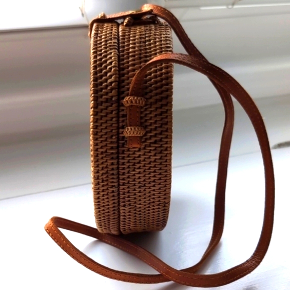 Round Rattan Woven Bag - Picture 2 of 12
